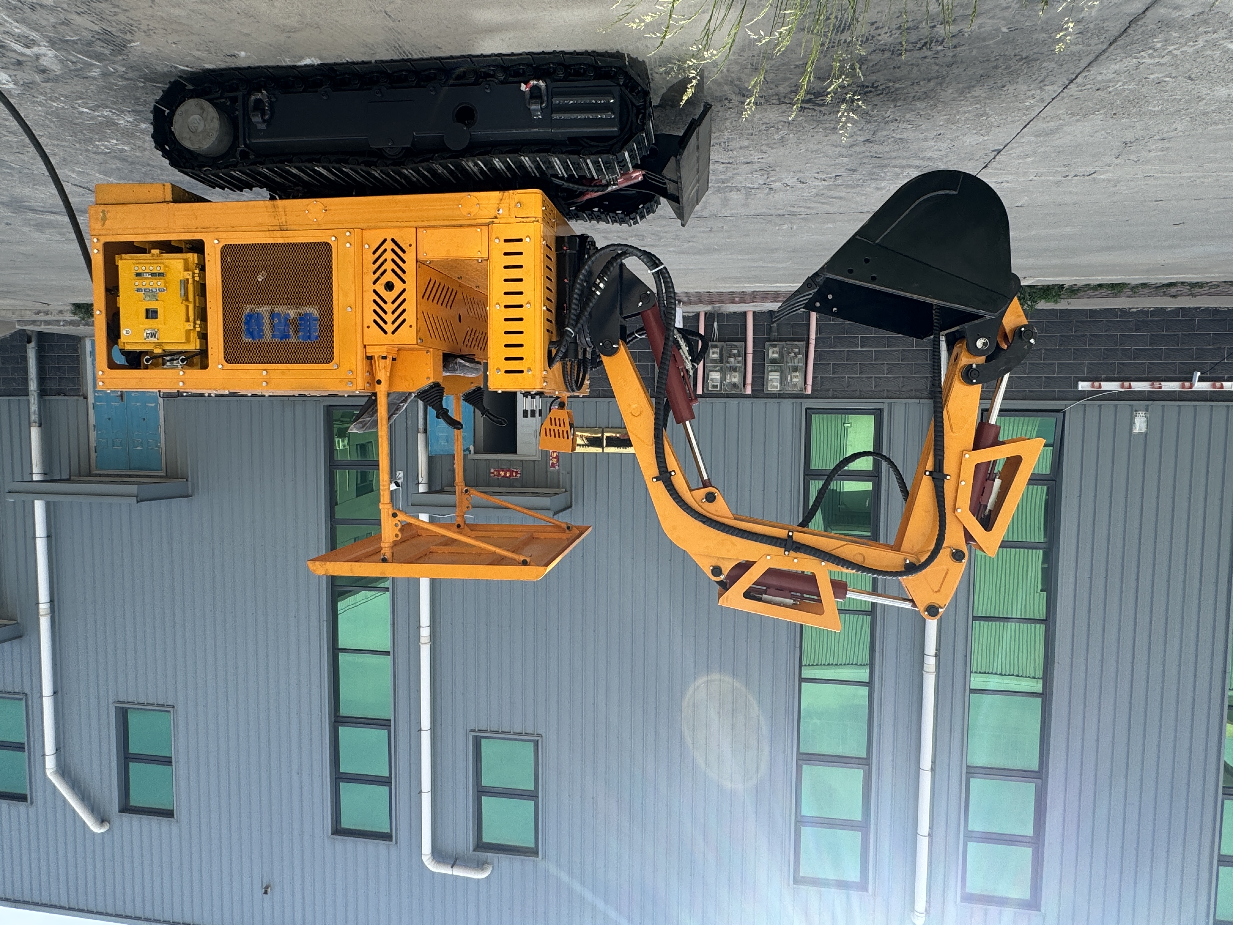 巷道太窄下井不方便怎么办